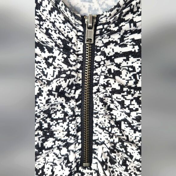 Black&White Pixelated design Top Size MM Zip front Business casual lightweight - Picture 6 of 6